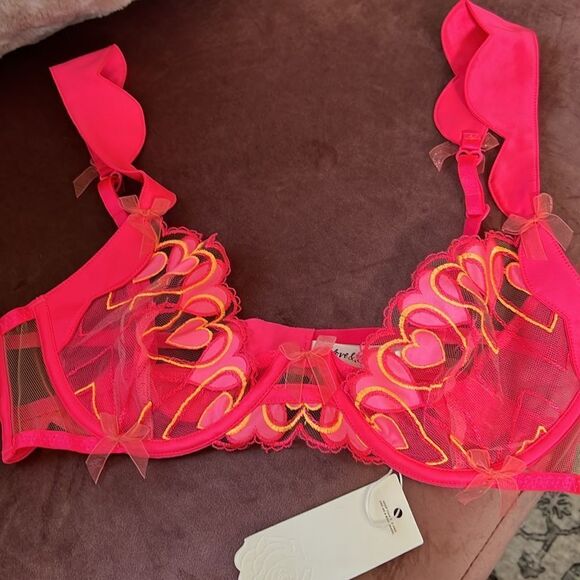 For Love and Lemons Graphic Hearts Bra - Picture 5 of 5